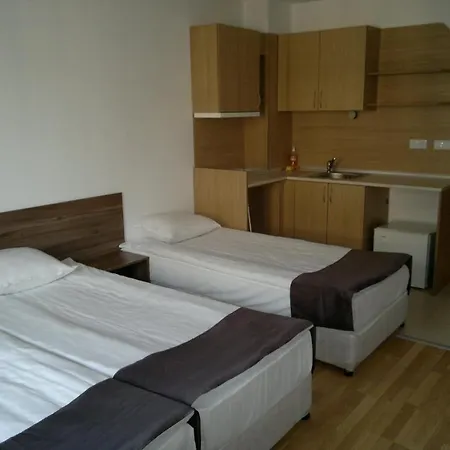 Persey Holiday Lägenhetshotell Slăntjev Brjag