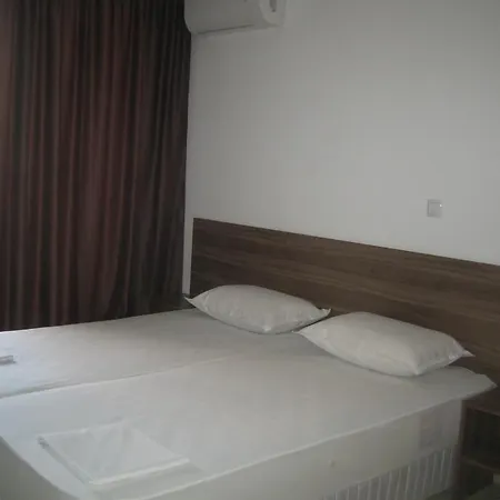 Persey Holiday Lägenhetshotell 3*
